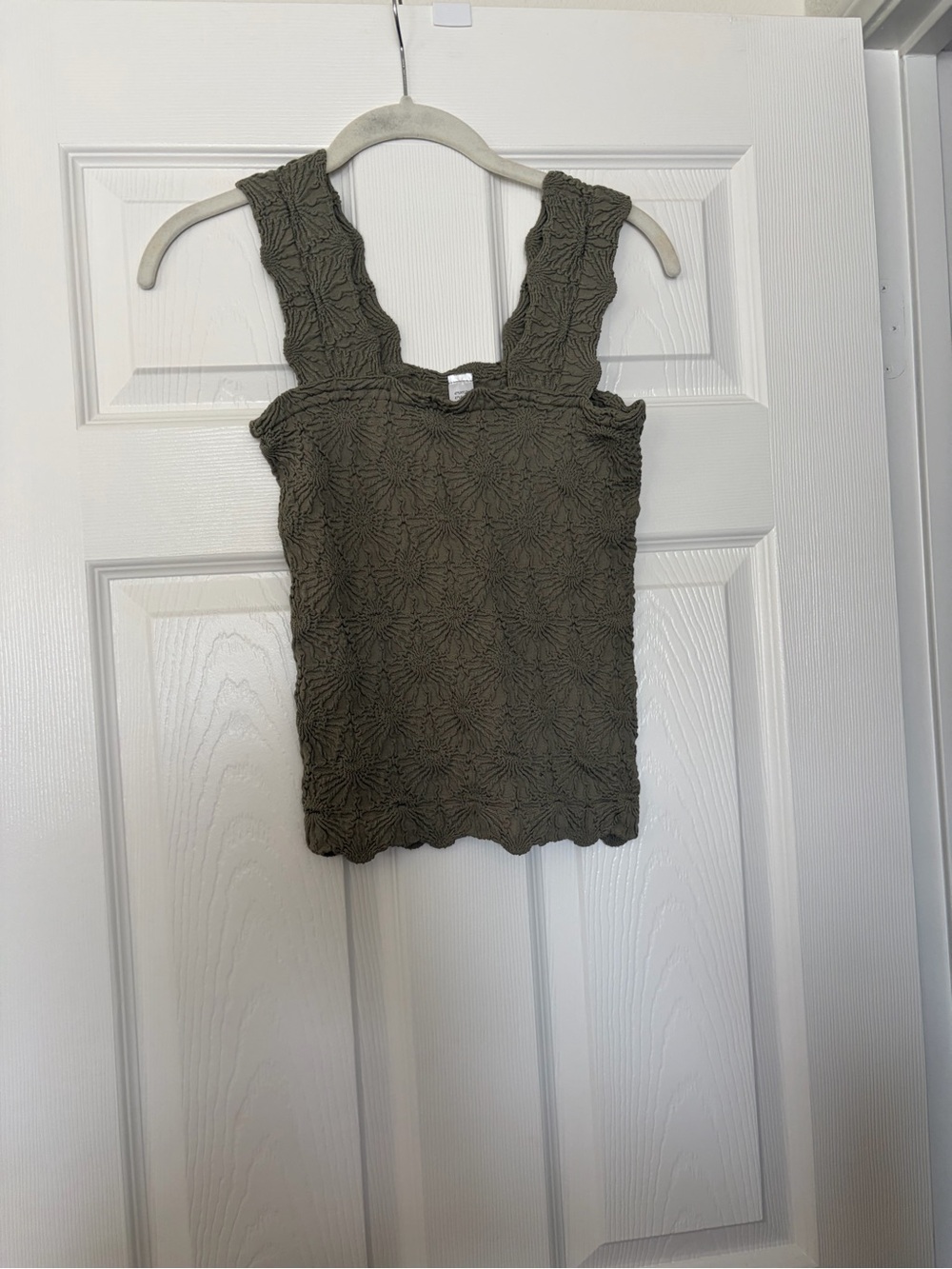 Olive Green Textured Knit Tank Top - Women's - Picture 3 of 6